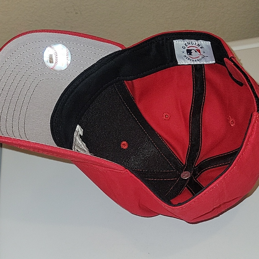 Los Angeles Embroidered LA Logo Red Baseball Cap - Picture 4 of 8